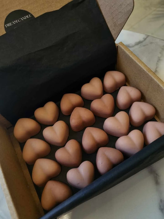 شمع خبز الزنجبيل المذاب