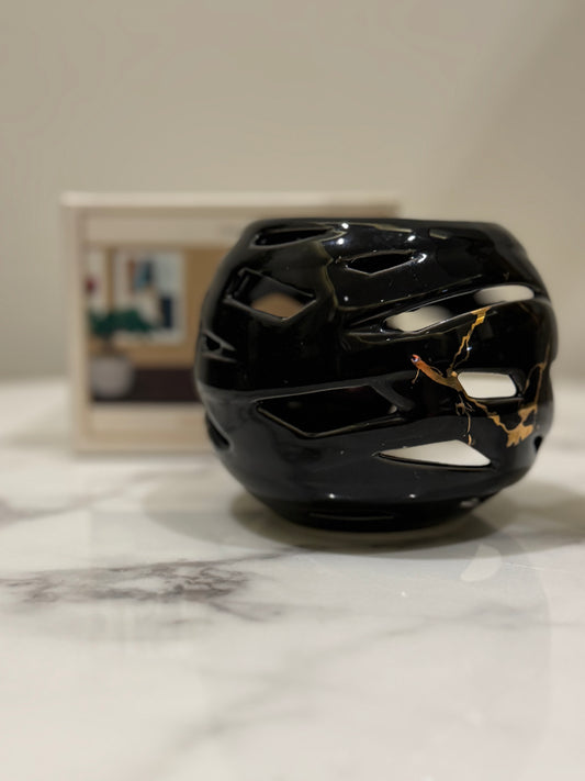 Black and gold ceramic warm melt burner - Discontinued