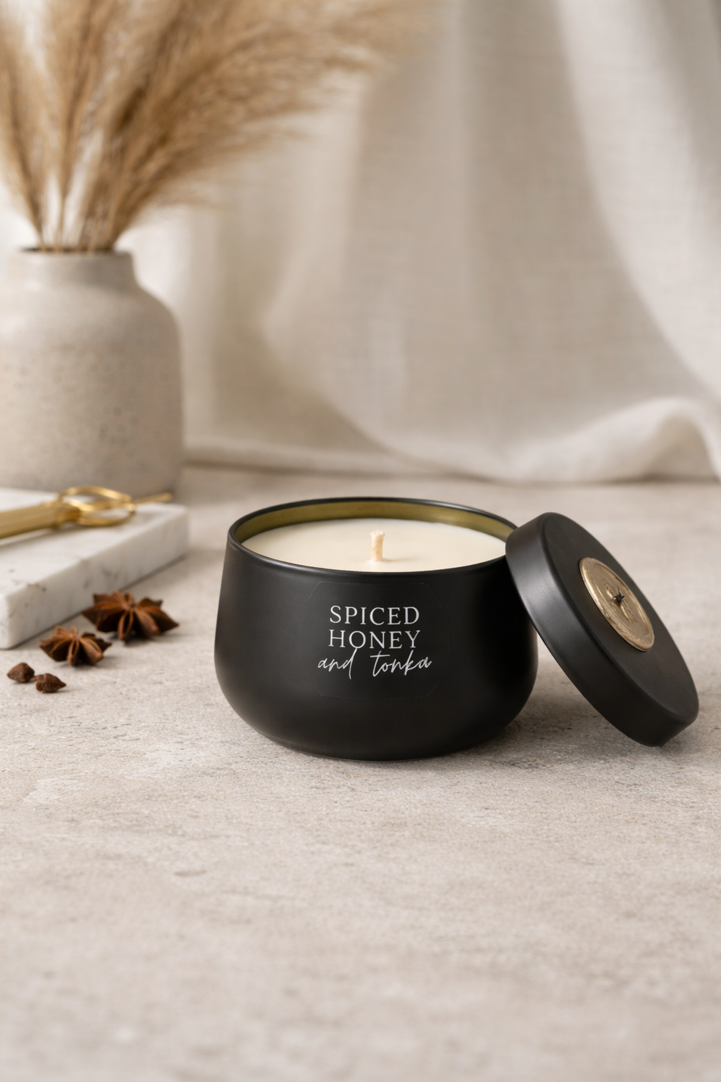 Spiced Honey and Tonka - 4oz Black Tin Candle
